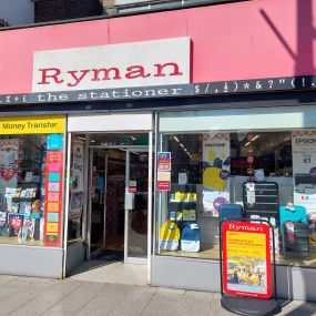 Bild von DHL Express Service Point (Ryman Walthamstow)