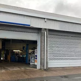 Ford Service Centre East Kilbride exterior