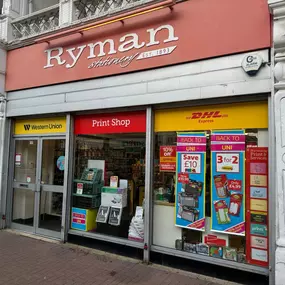 Bild von DHL Express Service Point (Ryman Southend on Sea)