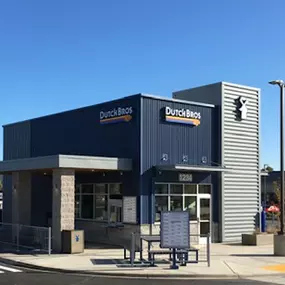 Dutch Bros Howe