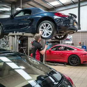 Bild von Porsche Service Centre Bolton