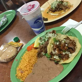 Carnitas al Estilo Michoacan- taco plate with drink