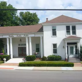 Walker-Nadler-Fuller Funeral Home
1720 South St, Lexington, MO 64067