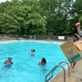 Our favorite summer activity includes a pizza party at Teach My People Summer Camp! Thank you for letting us be a part of your day and playing a little football with us! ????????❤️
This really has become our favorite summer tradition. We are so appreciative of this organization and the wonderful kids in the program!  
#goodneighbor #statefarm #insuranceagent #outreach #TMPFamily #TeachMyPeople #PawleysIsland #SC