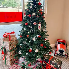 The Curtis Ward State Farm team enjoyed shopping and wrapping gifts for angels on the Salvation Army Angel Tree. We are very grateful for the opportunity to help create magic during the holiday season!