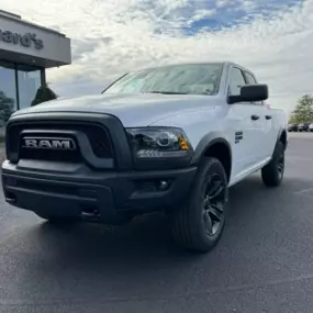 Bild von Bernard's Chrysler Dodge Jeep RAM Northtown