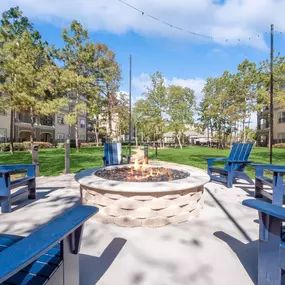 Outdoor firepit with open-air lounging area