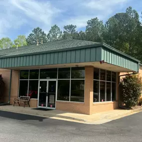 Kedron Tire Discounters on 2001 Georgian Park in Peachtree City