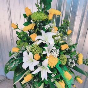 Flowerama can help you customize a sympathy arrangement to remember your loved ones. Give us a call today or come in our store. We would love to help ????
