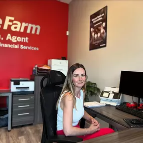 Today we had the pleasure to welcome Adriana Dybas to our team. Ada will be working closely with our customers helping them with their claim process. She will be an asset in our agency helping our insured’s with customer service questions.