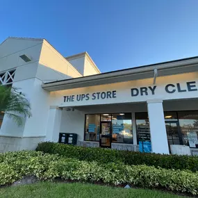 Front of Store, between the Publix and Dry Cleaning