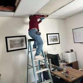Started off our Tuesday playing “What’s That Smell?”. It turns out that a little rat didn’t know how hot it gets in ceilings in the summer. Shoutout to the maintenance team for saving the day - they are the GOOD NEIGHBORS today!!