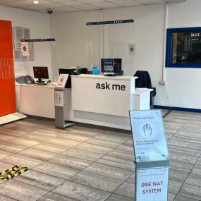 Reception area inside the Ford Service Centre Gainsborough