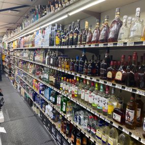 Bild von Village Liquor Shoppe