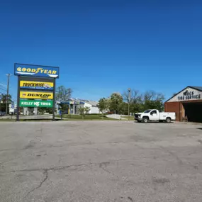 Thompson Tire Discounters on 2218 W. Main Street in Salem