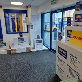 Bild von DHL Express Service Point (Safestore Battersea Lombard)