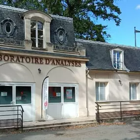 Bild von Laboratoire de Chantilly -  BIOGROUP OISE