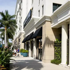 Pet-friendly apartment community, Camden Central in St. Petersburg, FL