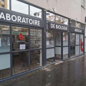 Bild von BIOGROUP - Laboratoire de Saint-Priest Hôtel de Ville