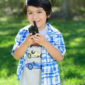 Retevis RT-388 Walkie-Talkie (Black) - Clear sound and good reception make kids have fun with their partners by this walkie talkies 22 channels and 99 CTCSS/DCS can reduce receiving other stranger signals and keep kids communication safe.