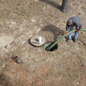 Economy Septic Tank Services has provided Alabama homeowners and business owners with the highest quality septic tank service since 1975. Our certified technicians understand the intricacies of residential and commercial septic systems. Our septic tank maintenance and repair services ensure that your septic system continues to function properly for years to come.