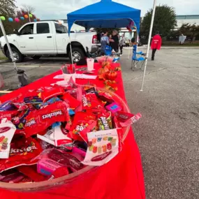 Yesterday, we spent the day at the Trunk R Treat at Carlex Glass in Vonore, TN.
We had such a fun time handing out candy and connecting with our community! ???? ????