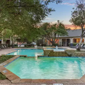 Swimming Pool and Jacuzzi