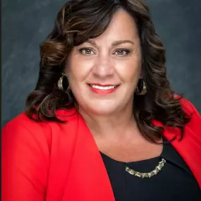 Bild von Thérèse Moses: Realty One Group Mountain Desert