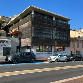 Bild von BIOGROUP CÔTE D'AZUR -  Laboratoire Fréjus - Aristide Briand