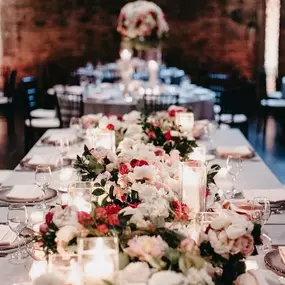 Floral table runners for dayyysssss