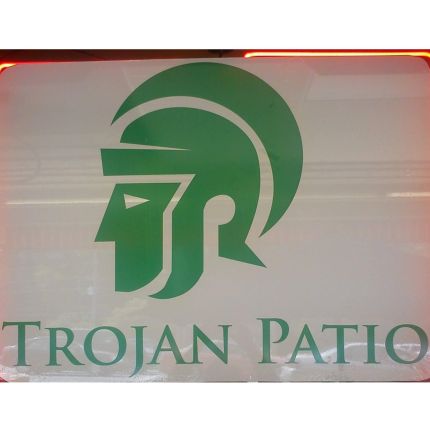 Logotipo de Trojan Patio