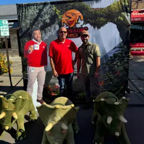 Keeping it rawr-some at Scotch Plains Day with some dino-mite insurance coverage! ????????️