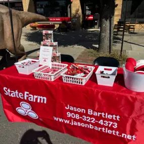 Thanks to @dinosaursarise for making our State Farm tent a popular stop along Park Avenue and to @scotchplainsrecreation for hosting yet another great event!