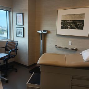 North Texas Preferred Health Partners Dallas Treatment Room