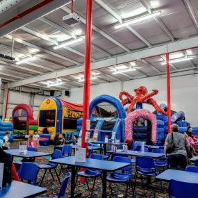 Jump!Zone Party Play Center - Florence, KY  859.283.5867 - Kids Zone