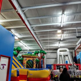 Jump!Zone Party Play Center - Florence, KY  859.283.5867 - Giant Inflatables