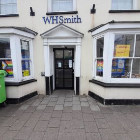 Bild von DHL Express Service Point (WHSmith Cowbridge)