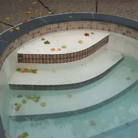 Pool surrounds & outdoor decorations in Waterford, MI