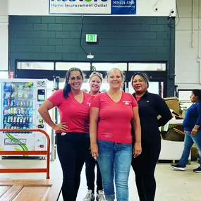 We volunteer in the community every quarter and yesterday our team spent the day at @habitatforhumanity stocking the shelves for affordable home options for Colorado residents. We’ve built affordable housing in the past so this was fun to be part of the other side of their projects to make the inside of houses feel more like home for people.