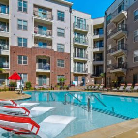 401 Oberlin Community Pool and Sun Seats