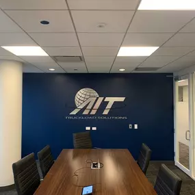 AIT-Chicago Truckload Solutions Office Interior