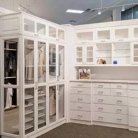 At Scherer Custom Closets, we understand the importance of timing, budgets, design, and good communication.