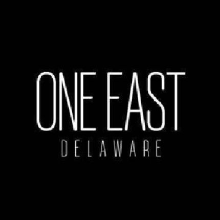 Logotipo de One East Delaware Apartments