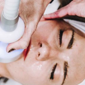 Cryoskin Facial