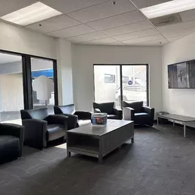 Interior Shot of The Sierra CDJR of Monrovia service department waiting area.