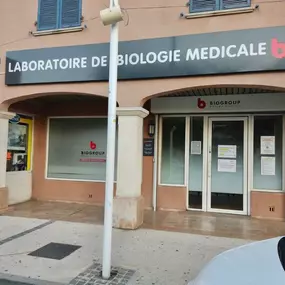 Bild von BIOGROUP BIOESTEREL - Laboratoire Le Beausset - De Gaulle