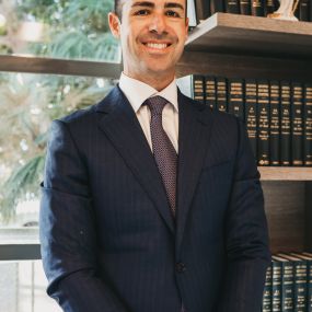 David Shapiro is an accomplished attorney who devoted his career to representing injured people against wrongdoers and irresponsible parties. Licensed to practice in Arizona and New Mexico, Mr. Shapiro has helped countless injured clients and their families recover substantial verdicts and settlements.