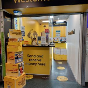 Bild von DHL Express Service Point (Western Union - Stratford - iPayOn)