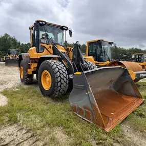 Loader displayed on Chadwick-BaRoss equipment lot