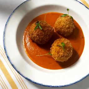 Butter Chicken Croquettes with Makhani Sauce